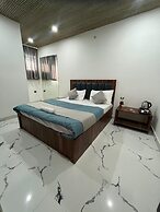 Hotel Raj Inn