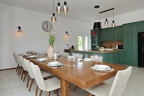 Villa Demare with Private Heated Pool