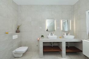 Villa Demare with Private Heated Pool