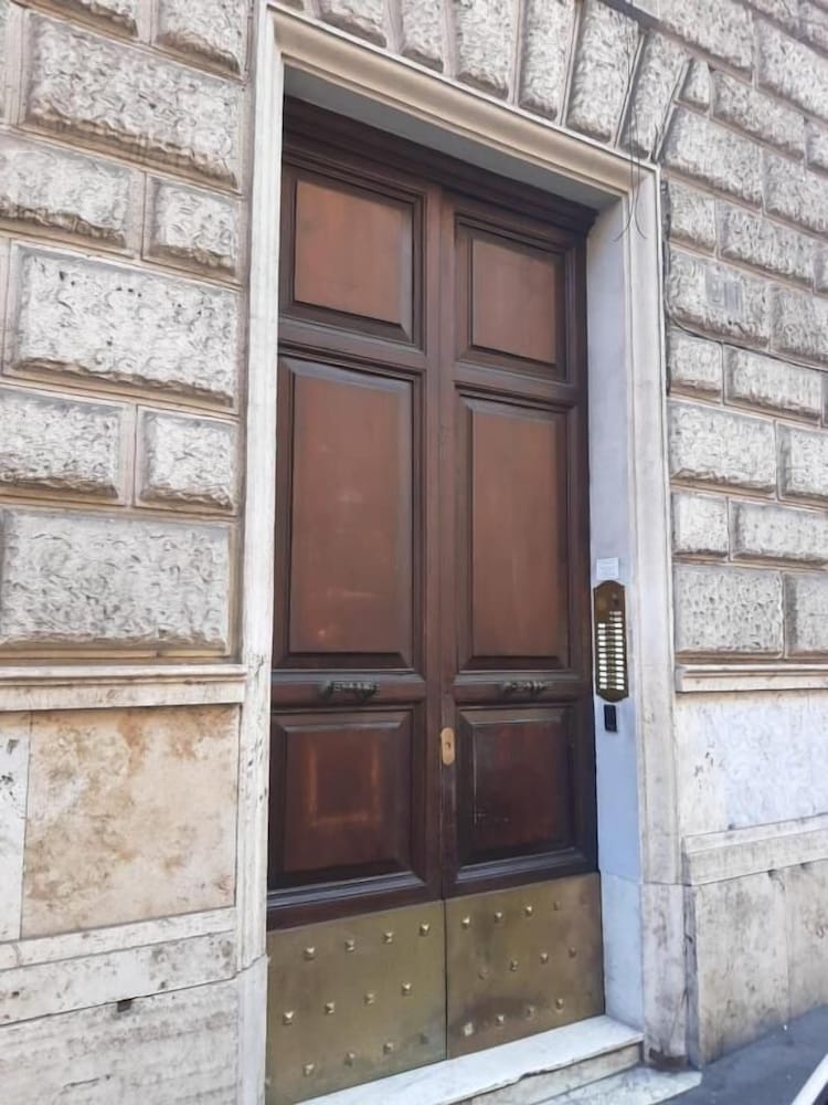 Colosseo Prestige Rooms