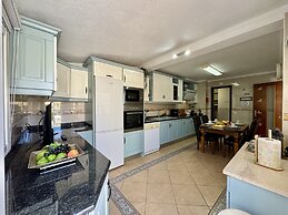Albufeira Stylish 4 by Homing