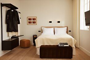 Mjólk Hotel