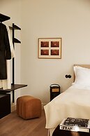 Mjólk Hotel