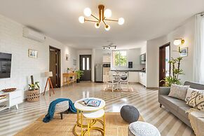 Staymaster Ocean Reef 2BR Apartment