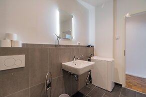 Nena Apartments Hermannplatz by LESA