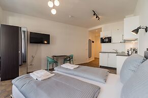 Nena Apartments Hermannplatz by LESA