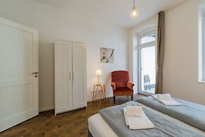 Nena Apartments Hermannplatz by LESA