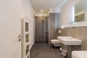 Nena Apartments Hermannplatz by LESA