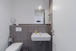 Nena Apartments Hermannplatz by LESA