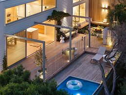 Bridgewater House Gas Heated Pool