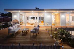 Airosa Blanca Pool Spa Sea Views