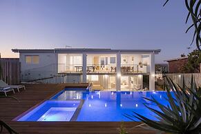 Airosa Blanca Pool Spa Sea Views