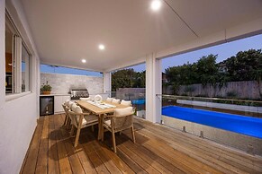 Airosa Blanca Pool Spa Sea Views