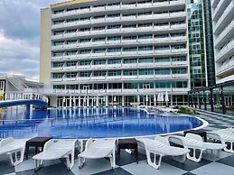Grand Hotel Nirvana - Sunny Beach