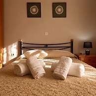 Matroni s House - Seafront Getaway in Monemvasia