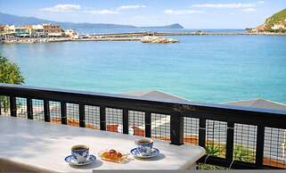 Matroni s House - Seafront Getaway in Monemvasia