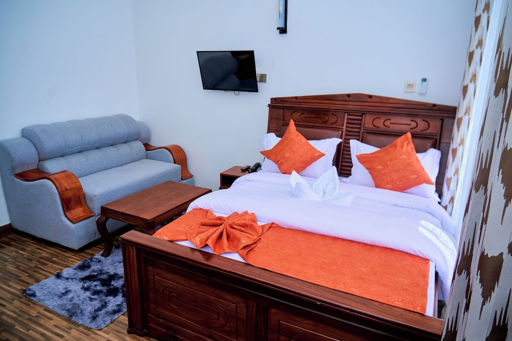 SUMNI HOTEL