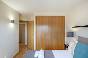 Olaias Modern W Garage by Homing