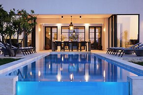 Citrus Grove Luxury Villas