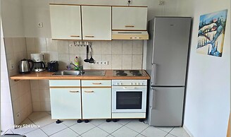 Mobile Home im Ferienpark mit Seezugang