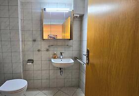 Mobile Home im Ferienpark mit Seezugang