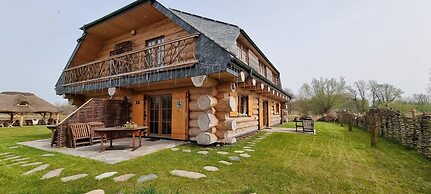 Comfortable Apartment With Terrace, Close to Beach
