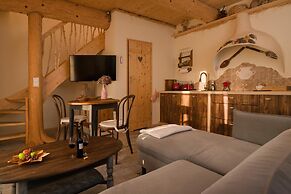 Comfortable Apartment With Terrace, Close to Beach