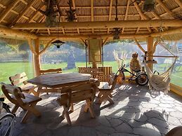 Comfortable Apartment With Terrace, Close to Beach