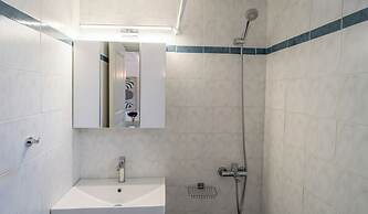 Oia's Square Residences