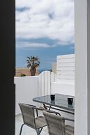 Oia's Square Residences