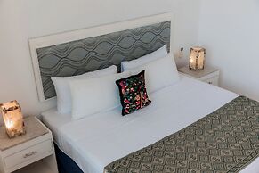 Mojarra Condo Boutique