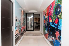 Mojarra Condo Boutique