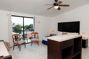 Mojarra Condo Boutique