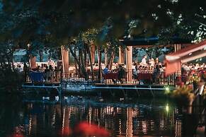 Resort Anës Drinit