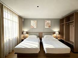 Sky Vista Hotel