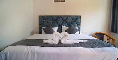 Ayu Hotels
