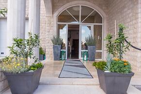 White Stone Villa