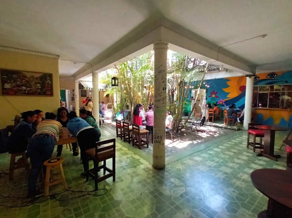 Hostal Centro Cultural el Talpetate