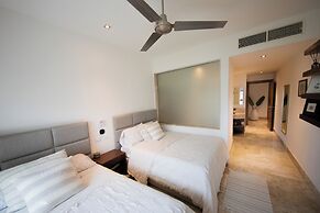 La Amada Rooftop Condo w Marina Views