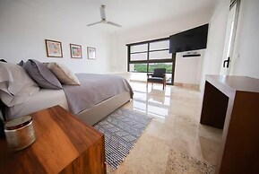 La Amada Rooftop Condo w Marina Views