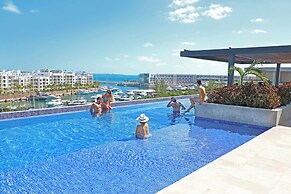 La Amada Rooftop Condo w Marina Views