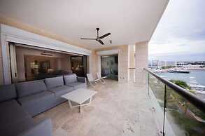 La Amada Rooftop Condo w Marina Views