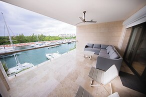 La Amada Rooftop Condo w Marina Views