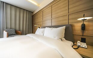 Brown Dot Pohang Yeongildae Beach Branch