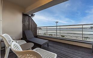 Brown Dot Pohang Yeongildae Beach Branch
