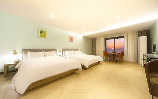 Brown Dot Pohang Yeongildae Beach Branch