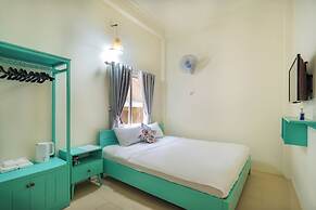 Y's La House