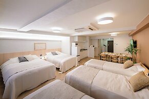 Residence & Stay Hanzoumon