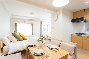 Residence & Stay Hanzoumon