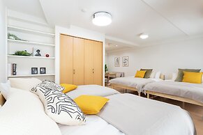 Residence & Stay Hanzoumon
